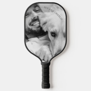 Schwarzes und weißes Foto Pickleball Schläger