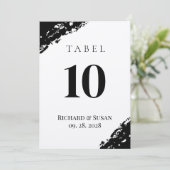 Schwarzes Wasserfarben Hochzeitskarte Tischnummer (Stehend Vorderseite)