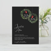 Schwarzes Weihnachts Rotes Grün Winterfest Hochzei Einladung (Stehend Vorderseite)