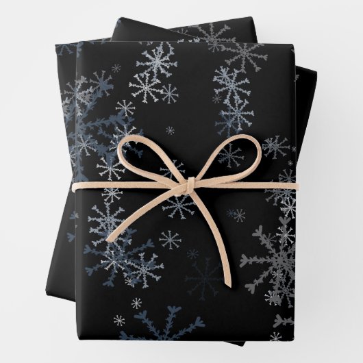 Schwarzes Weihnachtsschneeflockenmuster Geschenkpapier Set (Beispiel)