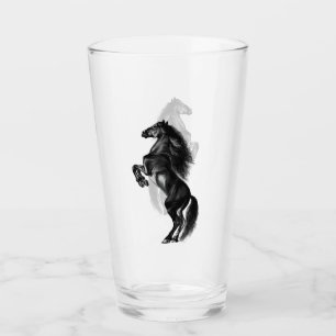 Schwarzes Wildpferd Glas