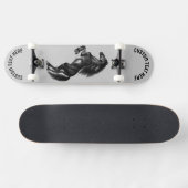 Schwarzes Wildpferd - Ihr Text Skateboard (Horizontal)