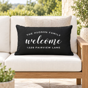 Schwarzes Willkommens-Monogramm für die Veranda Kissen Für Draußen