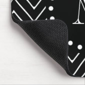 Schwarzes Zickzack schwarzes Monogramm des Mousepad (Ecke)