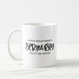 Schwarzes Zitat über "Seriös" Kaffeetasse