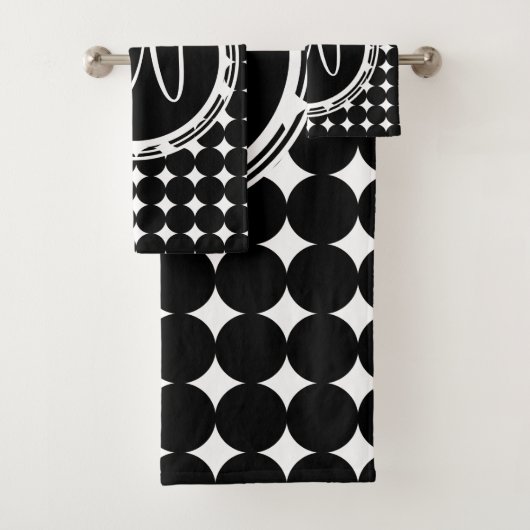 Schwarzpolka-Dot-Monogramm Badhandtuch Set (Insitu)