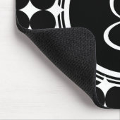 Schwarzpolka-Dot-Monogramm Mousepad (Ecke)