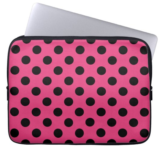 Schwarzpolka-Punkte auf Fuchsia Laptopschutzhülle (Vorderseite)