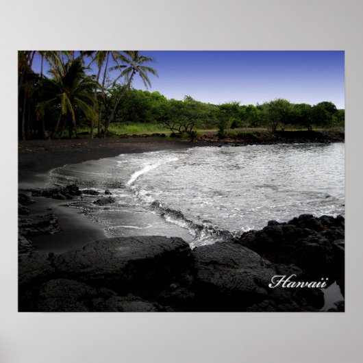Schwarzsandstrand Poster (Vorne)