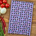Schwarzsitzende Kaninchen-Blume Lila Geschirrtuch<br><div class="desc">Dieses Küchenhandtuch ist lila mit einer Gruppe sitzender Frühlingskaninchen,  die farbenfrohe Blume um ihren Hals tragen,  mit einer Sprinklerei verschiedener farbiger Blume-Blätter.</div>