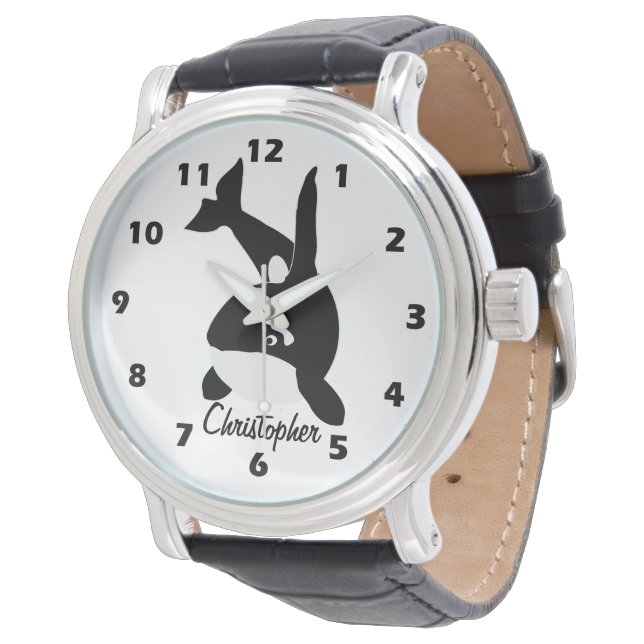 Schwarzwal-Design personalisiert Armbanduhr (Schrägansicht)