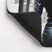 Schwarzwald - Ein einsames Mädchen im unheimlichen Mousepad (Ecke)