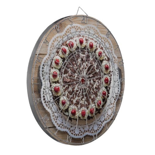 Schwarzwaldkuchen aus rustikalem Holz Dartscheibe (Vorderseite Links)