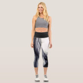 Schwarzweiß-Abstrakter Rauch Capri Leggings (Vorderseite)