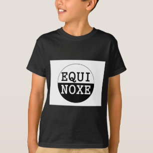 Schwarzweiß-Äquinoktium T-Shirt