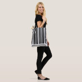 Schwarzweiss-Barcode Stripes kreatives Tasche (Am Model)
