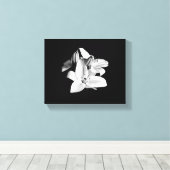 Schwarzweiß-Blume-StretchCanvas Leinwanddruck (Insitu (Holzboden))