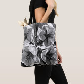 Schwarzweiß-Blume Tasche (Von Nahem)