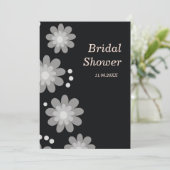 Schwarzweiss-Blumen-Brautparty-Einladungen Einladung (Stehend Vorderseite)