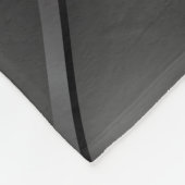 Schwarzweiß-Button-Tucks drucken Monogramm Fleecedecke (Ecke)