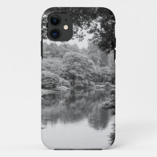 Schwarzweiß, cool, einzigartig Natur und See iPhone 11 Hülle