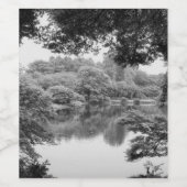 Schwarzweiß, cool, einzigartig Natur und See Weinetikett (Einzelnes Label)