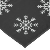 Schwarzweiß "Die schönste Zeit des Jahres" Tischdecke (Schrägansicht)