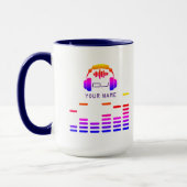 Schwarzweiss-DJ reden buntes Miami an Tasse (Links)