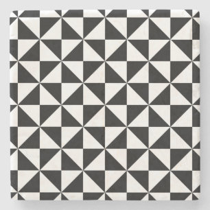 Schwarzweiss-Dreieck-Muster Steinuntersetzer