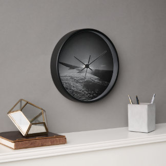 Schwarzweiß-Flugzeug-Foto-Uhr Uhr