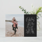 Schwarzweiß-Foto mit fett formatiertem Datum Save The Date (Stehend Vorderseite)