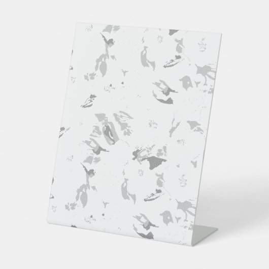 Schwarzweiß-Foto mit weißem Hintergrund Sockelschild (Vorderseite)