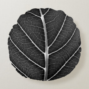 Schwarzweiß glühendes Blatt Nahaufnahme Rundes Kissen