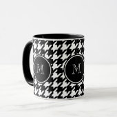 Schwarzweiss-Hahnentrittmuster Ihr Monogramm Tasse (Vorderseite Links)