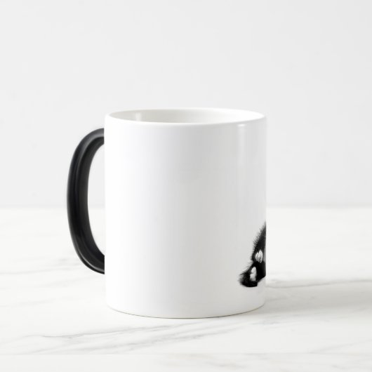 Schwarzweiss-Kätzchen auf Farbändernder Tasse (Vorderseite Links)