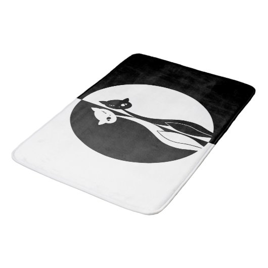 Schwarzweiss-Katzen Badematte (Schrägansicht)