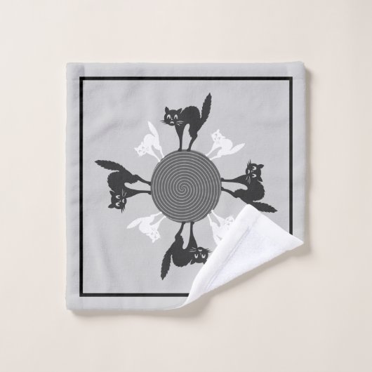 Schwarzweiss-Katzenkarussell auf grauem Badhandtuch Set (Waschlappen)