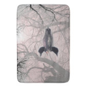 Schwarzweiss-Loon auf einem See Badematte (Vorderseite Vertikal)