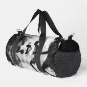 Schwarzweiß-Mit Monogramm Basketball Duffle Bag (Rechte Ecke)