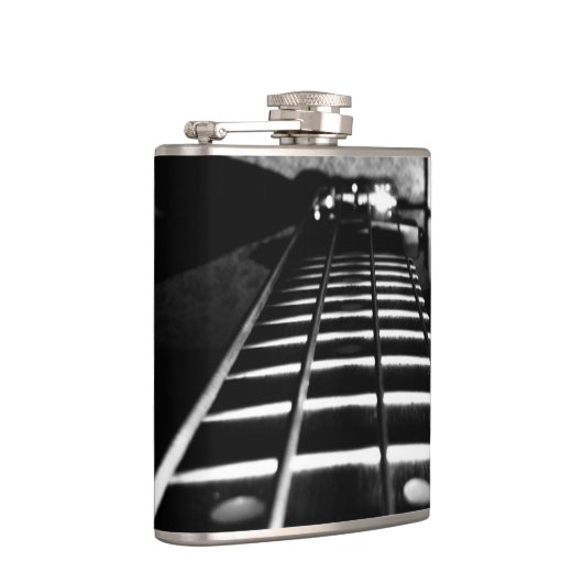 Schwarzweiss-Monogramm-Bass-Gitarren-Flasche Flachmann (Rechts)