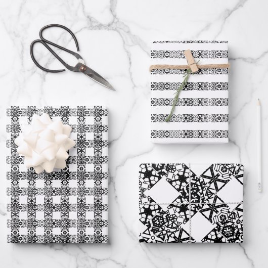Schwarzweiß-niedliche Weihnachtsmuster Geschenkpapier Set (Vorderseite)