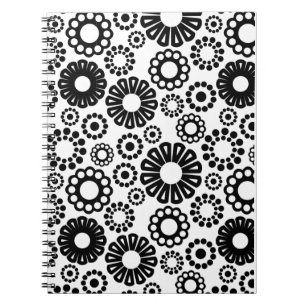 Schwarzweiß-Notebook mit Blumenmuster Notizblock