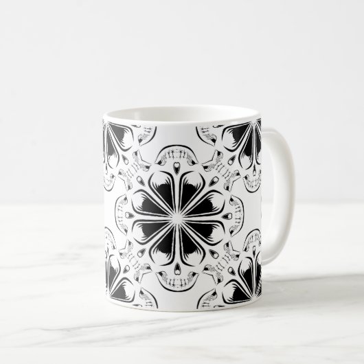 Schwarzweiss-Octoskull im geometrischen Muster Kaffeetasse (VorderseiteRechts)