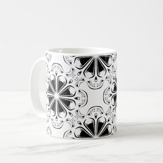 Schwarzweiss-Octoskull im geometrischen Muster Kaffeetasse (Vorderseite Links)