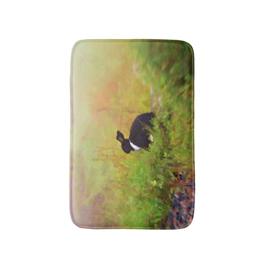 Schwarzweiss-Osterhase im bunten Laub Badematte (Vorderseite Vertikal)