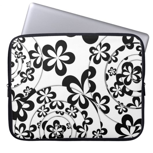 Schwarzweiss-Ringe und Blumen Laptopschutzhülle (Vorderseite)