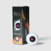 Schwarzweiß-Rosa-Monogramm Golfball (Verpackung)