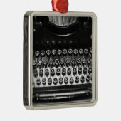 Schwarzweiss-Schreibmaschine Silbernes Ornament (Rechts)