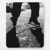 Schwarzweiss-Skate-Silhouette Mousepad (Vorne)