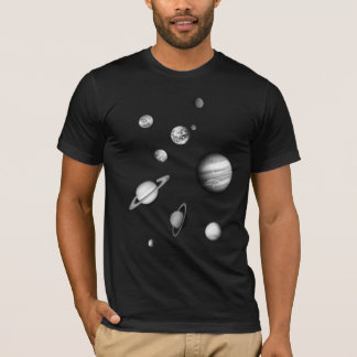 Schwarzweiss-Sonnensystem im Raum T-Shirt